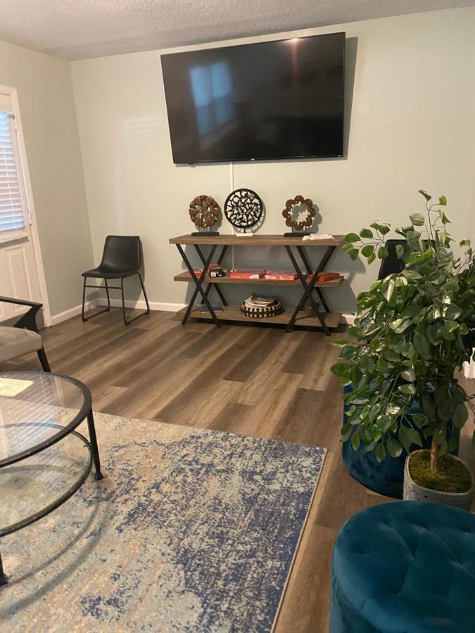 Hhi Homes- Newly Renovated Cozy Modern Pet-Friendly Villa-Ideal Location 希爾頓黑德島 外观 照片