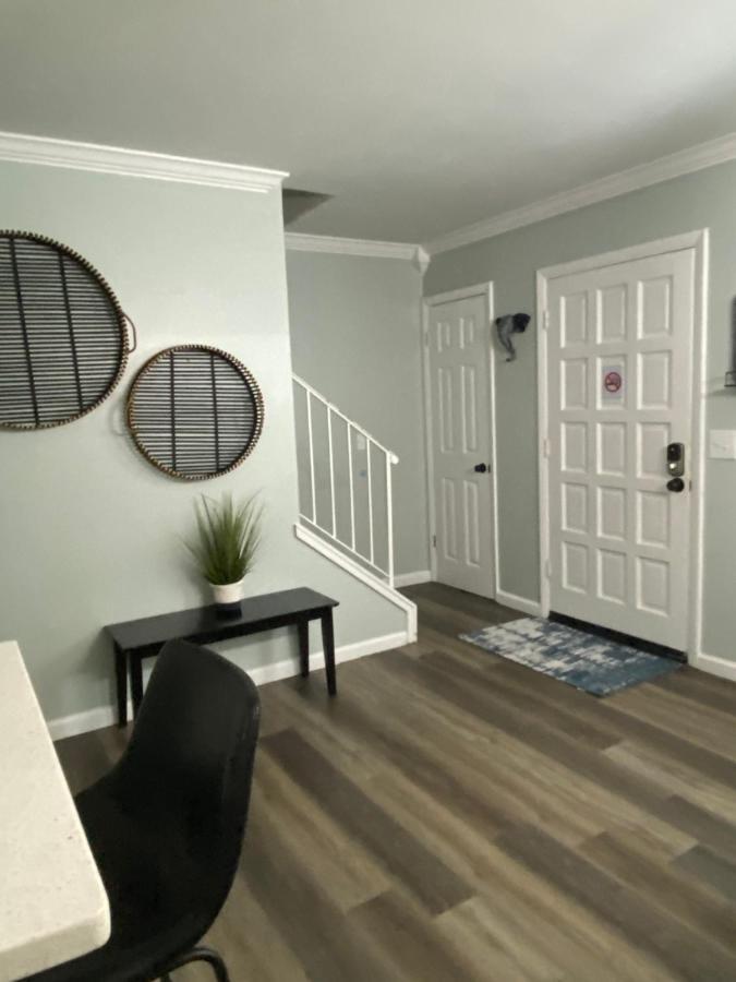 Hhi Homes- Newly Renovated Cozy Modern Pet-Friendly Villa-Ideal Location 希爾頓黑德島 外观 照片