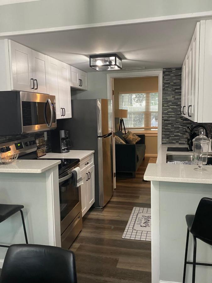 Hhi Homes- Newly Renovated Cozy Modern Pet-Friendly Villa-Ideal Location 希爾頓黑德島 外观 照片