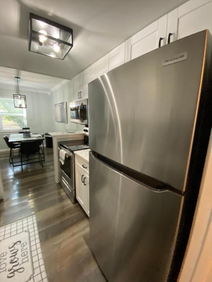 Hhi Homes- Newly Renovated Cozy Modern Pet-Friendly Villa-Ideal Location 希爾頓黑德島 外观 照片