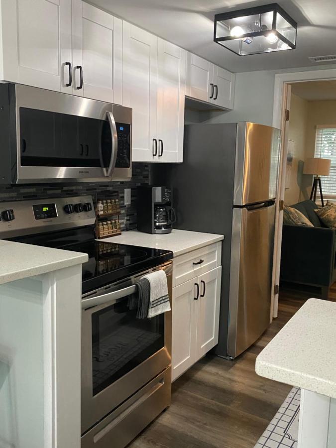 Hhi Homes- Newly Renovated Cozy Modern Pet-Friendly Villa-Ideal Location 希爾頓黑德島 外观 照片