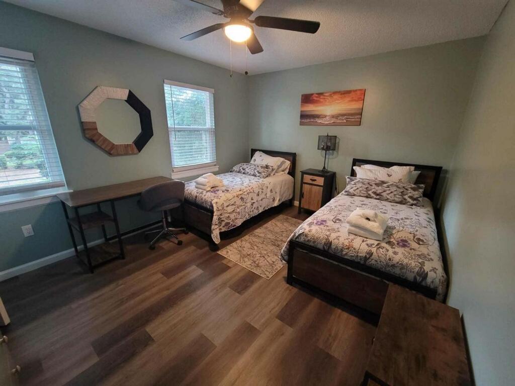 Hhi Homes- Newly Renovated Cozy Modern Pet-Friendly Villa-Ideal Location 希爾頓黑德島 外观 照片